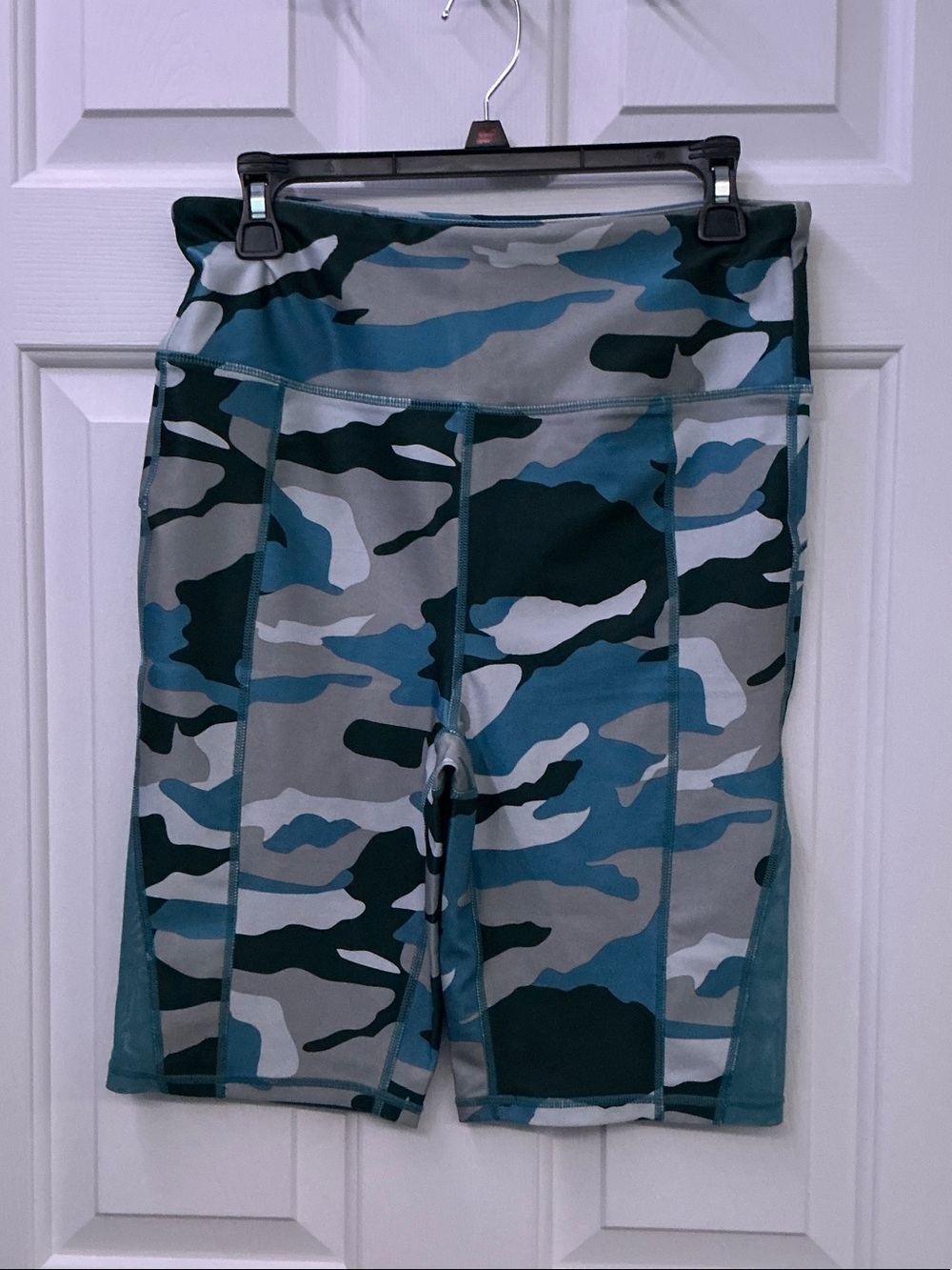 Nine West Teal and Gray Camo High-Waist Bike Shorts